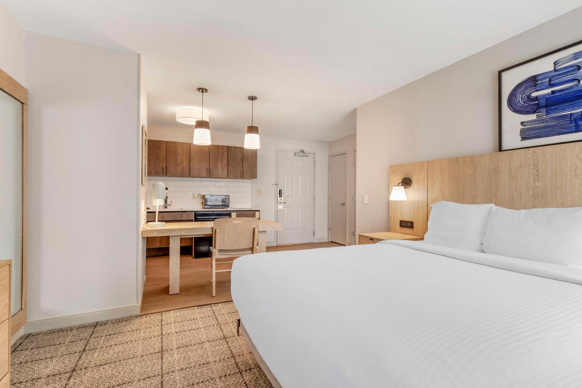 Sonesta Simply Suites Baltimore BWI Airport Linthicum Exterior photo